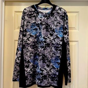 Men’s 2XL Huk Fishing Shirt with Hood